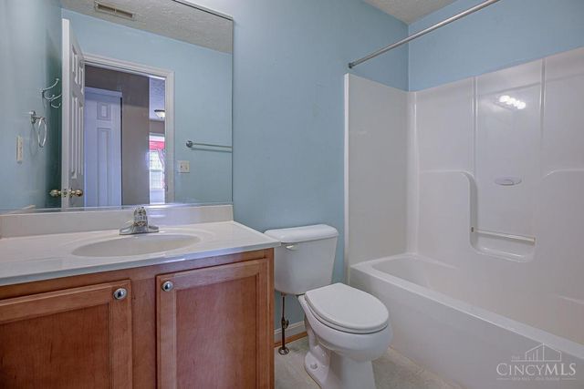 602 Wood Bluff Lane, Harrison, OH 45030