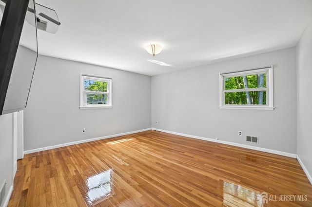 743 Wood Avenue, Edison, NJ 08850