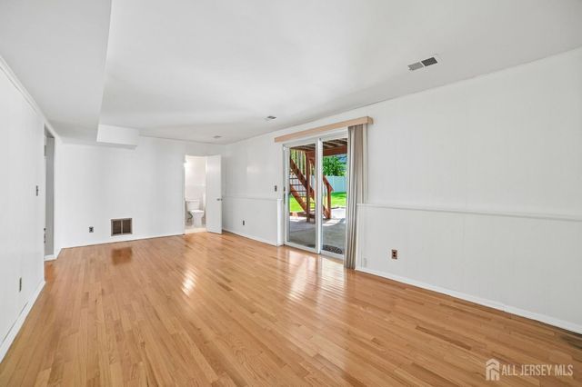 743 Wood Avenue, Edison, NJ 08850