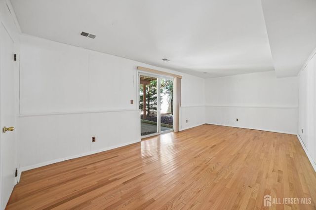 743 Wood Avenue, Edison, NJ 08850