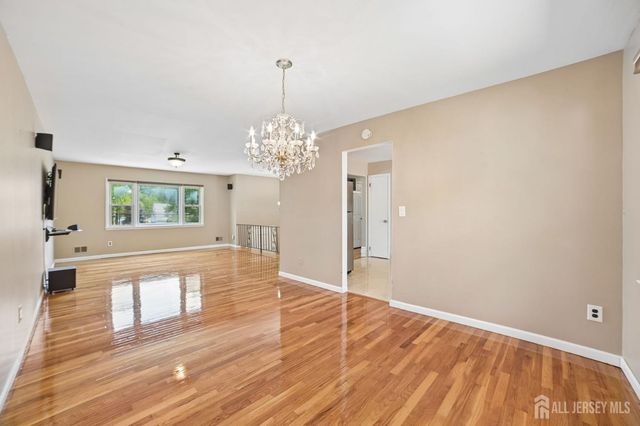 743 Wood Avenue, Edison, NJ 08850