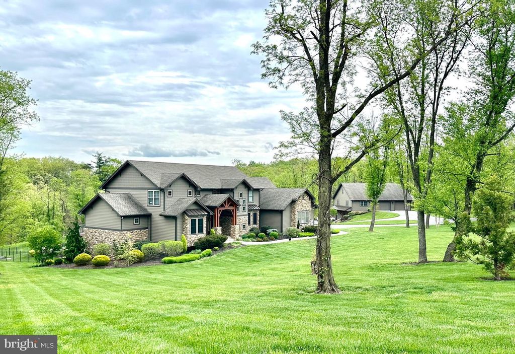 173 JUMPER RD, Newburg, PA 17240