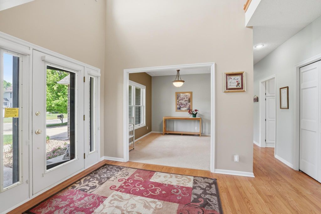 1084 Tamberwood Court, Woodbury, MN 55125 — photo 4