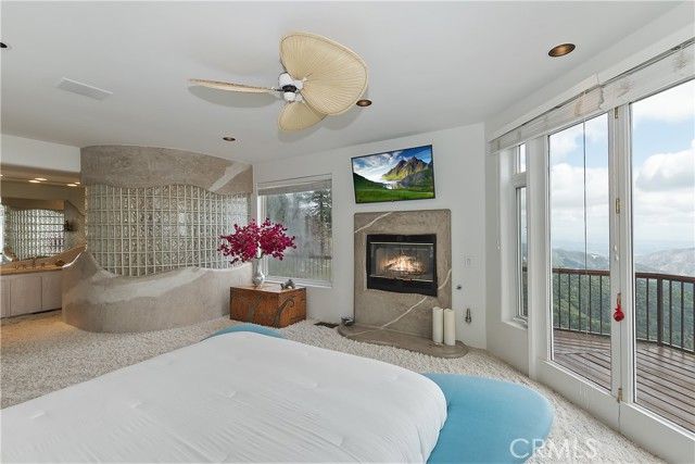 28527 Willow Road, Lake Arrowhead, CA 92352