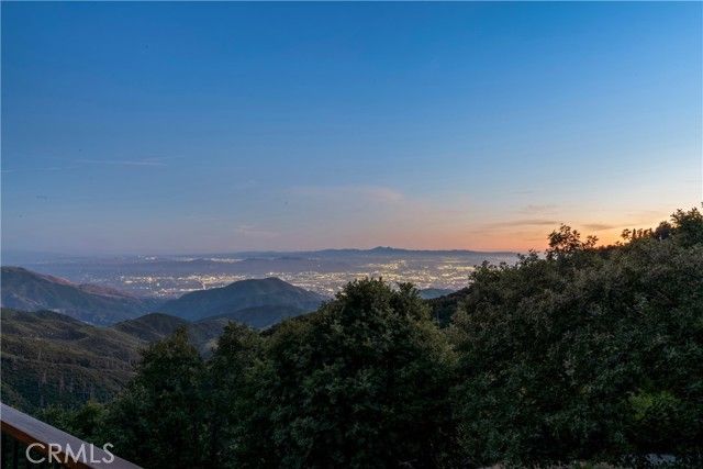 28527 Willow Road, Lake Arrowhead, CA 92352