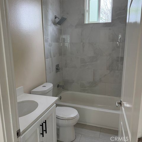 5867 Towne, Los Angeles, CA 90003