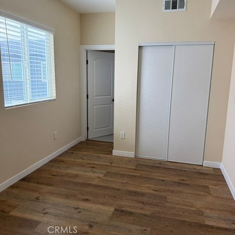 5867 Towne, Los Angeles, CA 90003