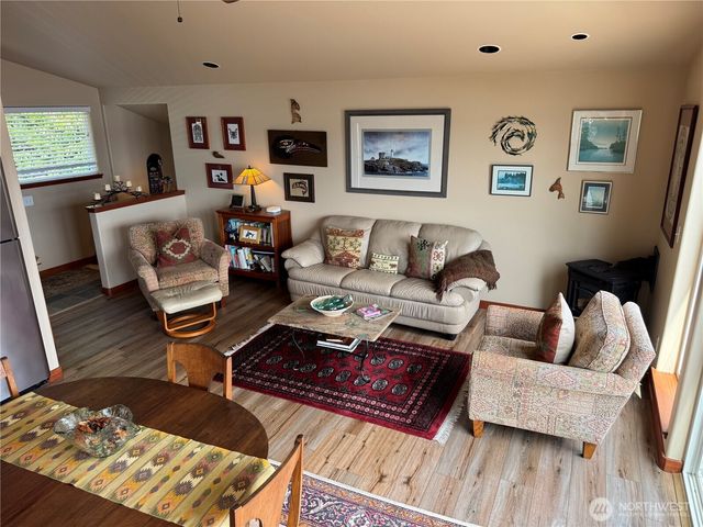 160 N Triton Head Drive, Lilliwaup, WA 98555