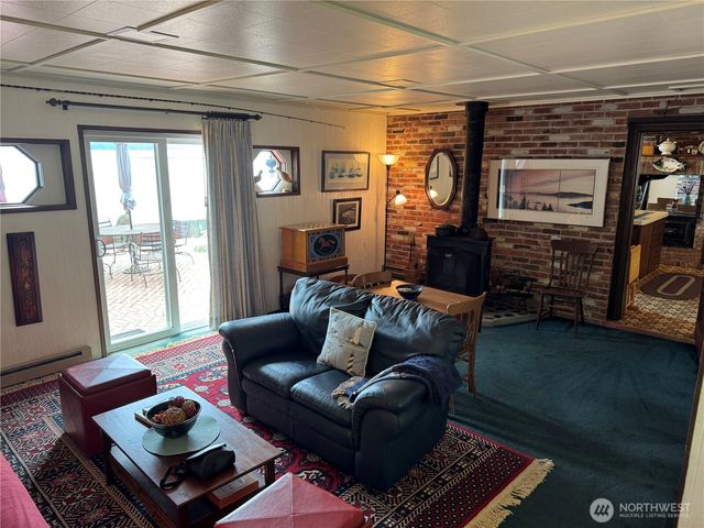 160 N Triton Head Drive, Lilliwaup, WA 98555