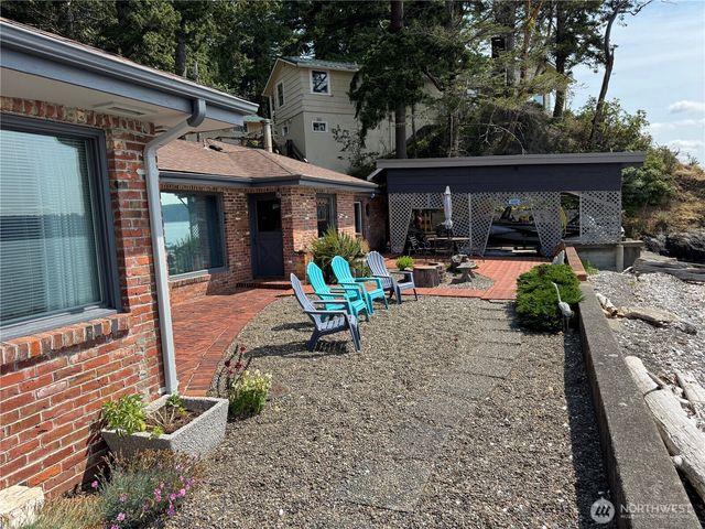160 N Triton Head Drive, Lilliwaup, WA 98555