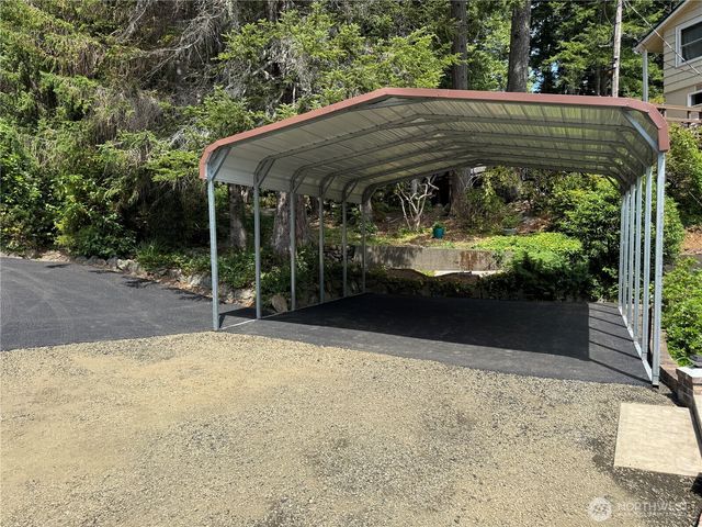 160 N Triton Head Drive, Lilliwaup, WA 98555
