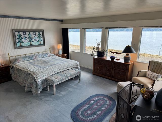 160 N Triton Head Drive, Lilliwaup, WA 98555