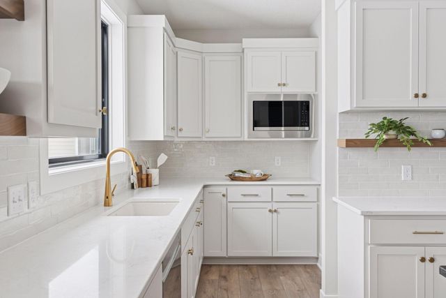 5296 176th Street W, Lakeville, MN 55044