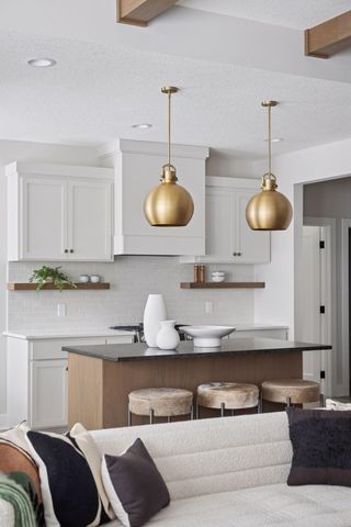 5296 176th Street W, Lakeville, MN 55044