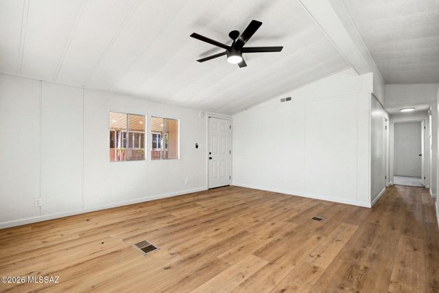 5422 W Circle Z Street, Tucson, AZ 85713