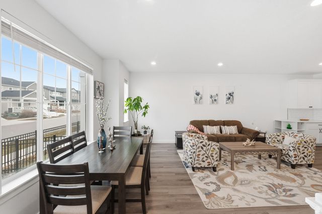 1974 W 775 N, Layton, UT 84041