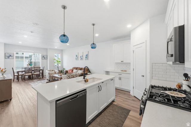 1974 W 775 N, Layton, UT 84041