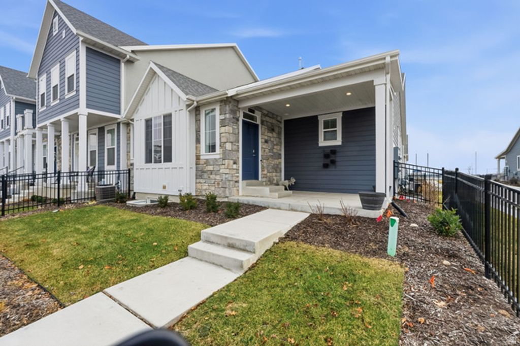 1974 W 775 N, Layton, UT 84041