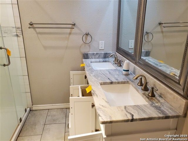 2118 Burnet, San Antonio, TX 78202