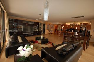 8877 Collins Avenue 507, Surfside, FL 33154