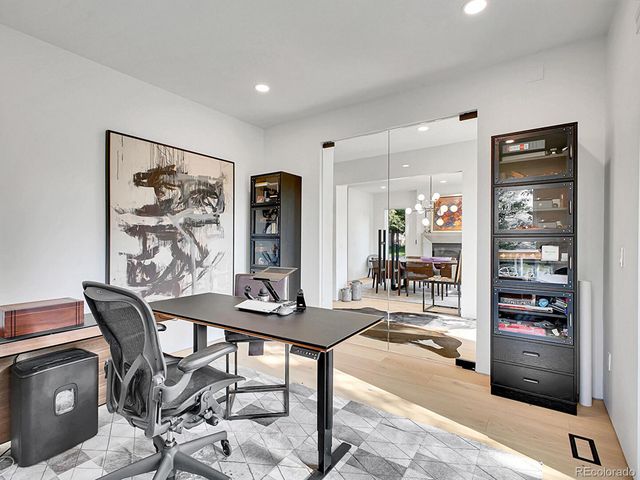 300 Oneida Street, Denver, CO 80220