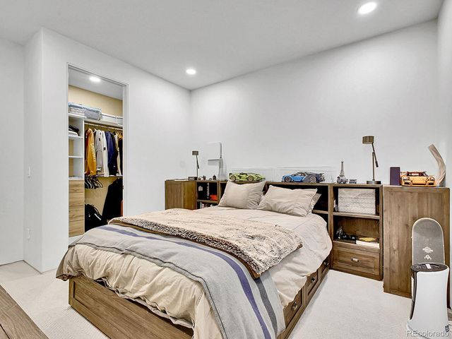 300 Oneida Street, Denver, CO 80220