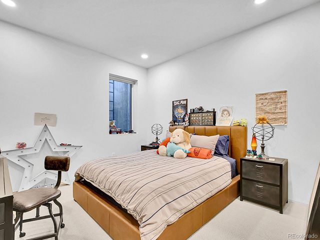 300 Oneida Street, Denver, CO 80220