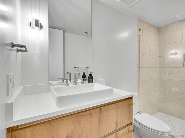 300 Oneida Street, Denver, CO 80220