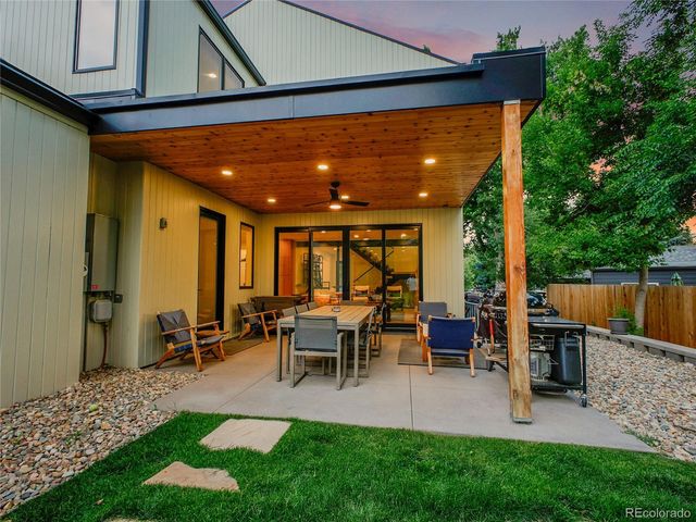 300 Oneida Street, Denver, CO 80220