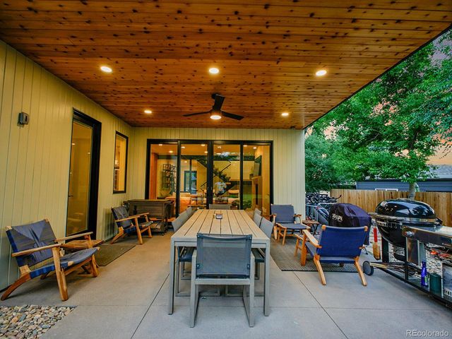 300 Oneida Street, Denver, CO 80220