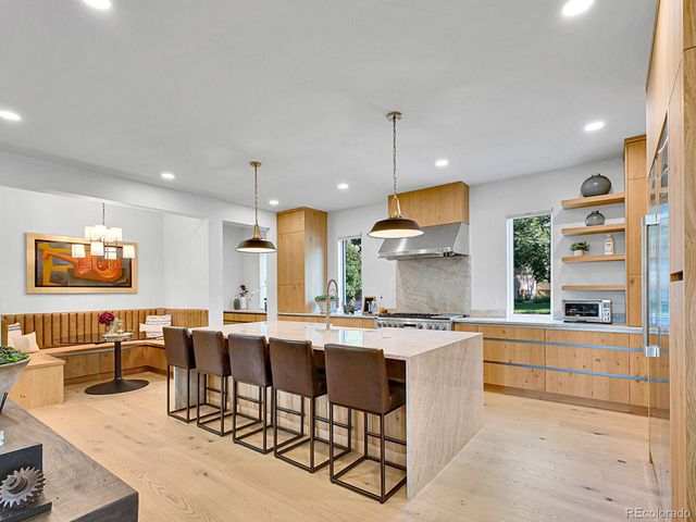 300 Oneida Street, Denver, CO 80220