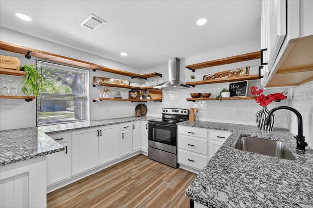 9510 Crestshire Drive, Dallas, TX 75227