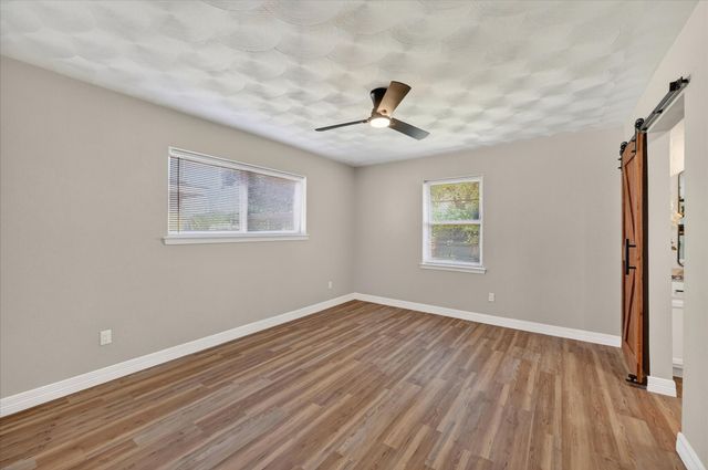 9510 Crestshire Drive, Dallas, TX 75227