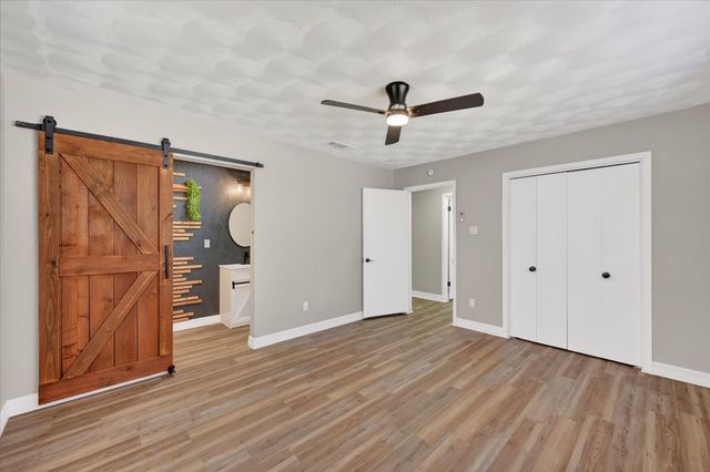 9510 Crestshire Drive, Dallas, TX 75227