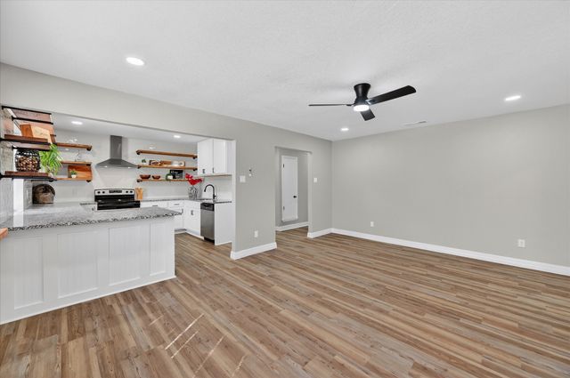 9510 Crestshire Drive, Dallas, TX 75227