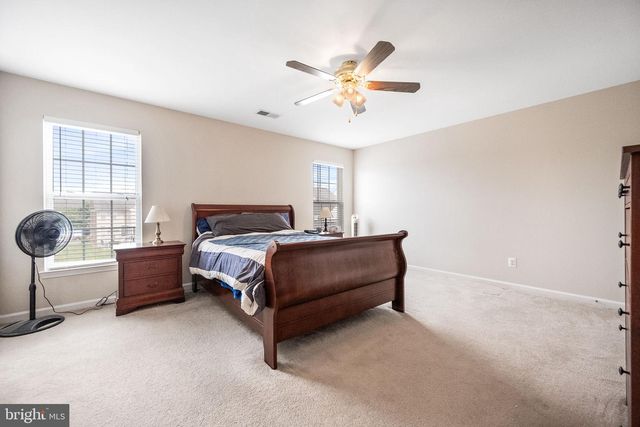 16438 REGATTA LN, Woodbridge, VA 22191