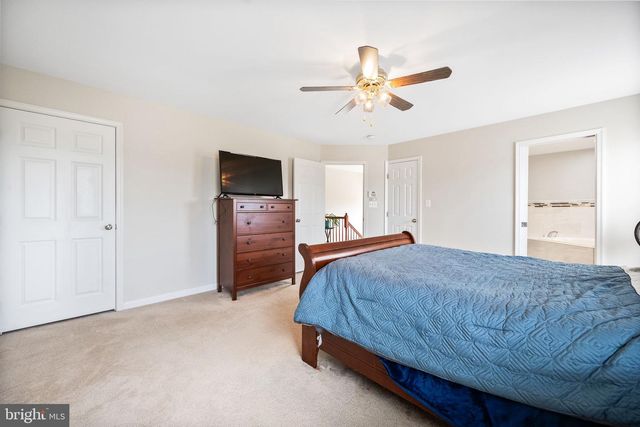 16438 REGATTA LN, Woodbridge, VA 22191