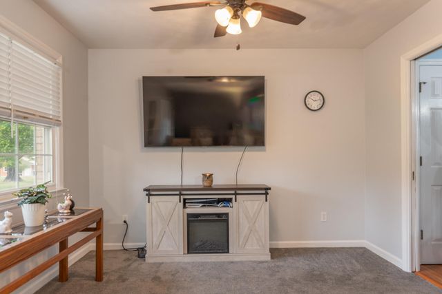96 Westridge DR, Daleville, VA 24083