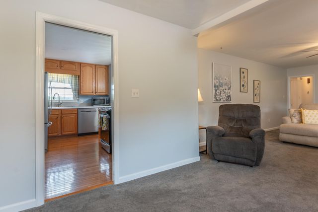 96 Westridge DR, Daleville, VA 24083