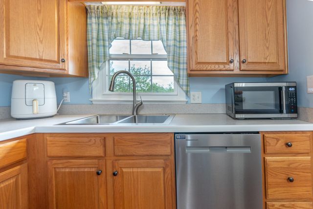 96 Westridge DR, Daleville, VA 24083
