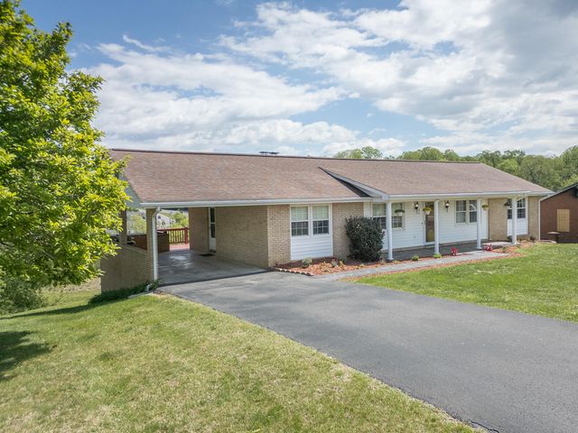 96 Westridge DR, Daleville, VA 24083