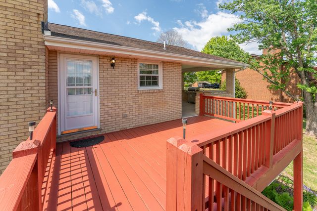96 Westridge DR, Daleville, VA 24083