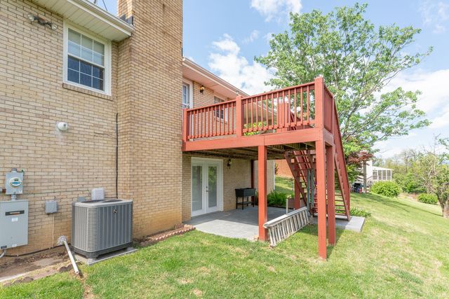 96 Westridge DR, Daleville, VA 24083