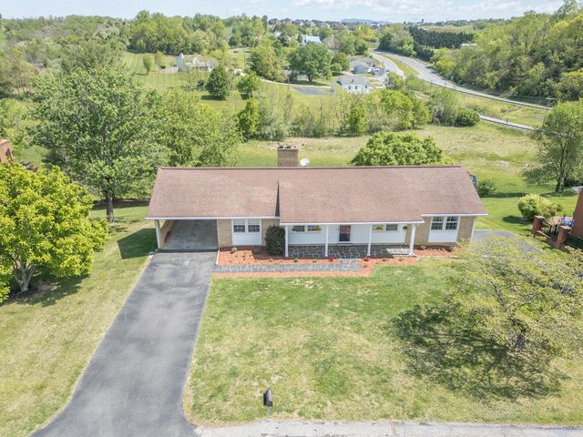 96 Westridge DR, Daleville, VA 24083
