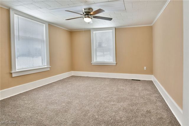 63 Linden Avenue, Niles, OH 44446