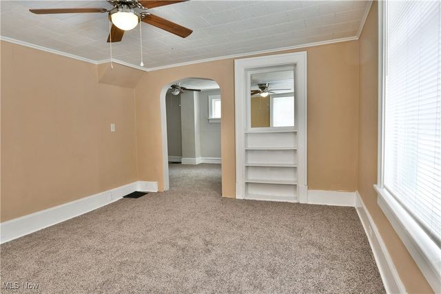 63 Linden Avenue, Niles, OH 44446