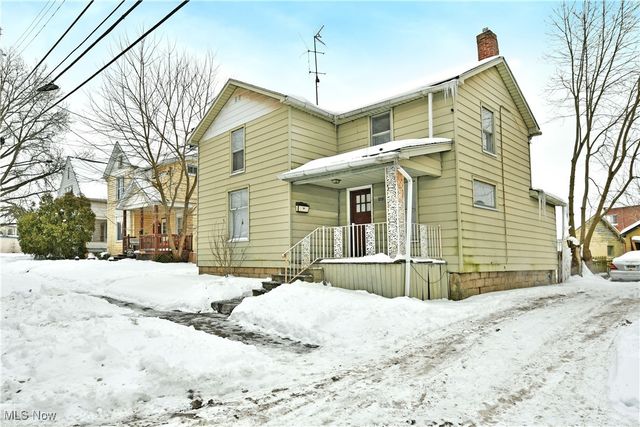 63 Linden Avenue, Niles, OH 44446