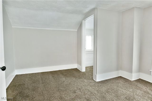 63 Linden Avenue, Niles, OH 44446