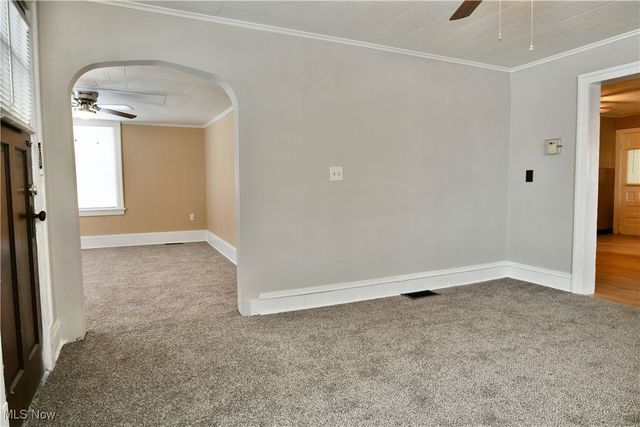 63 Linden Avenue, Niles, OH 44446