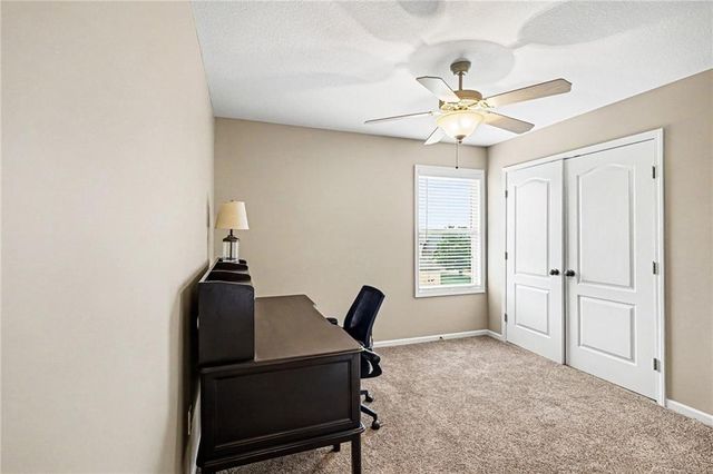 2724 SW Monarch Drive, Lee's Summit, MO 64082